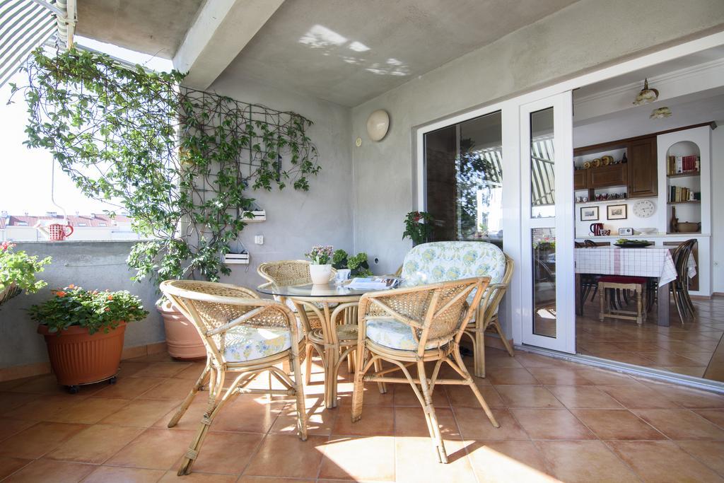 Ferienwohnung Basic Apartman Zadar Exterior foto