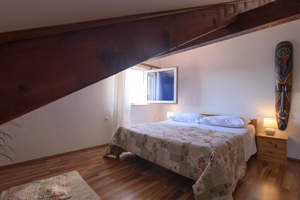 Ferienwohnung Basic Apartman Zadar Exterior foto